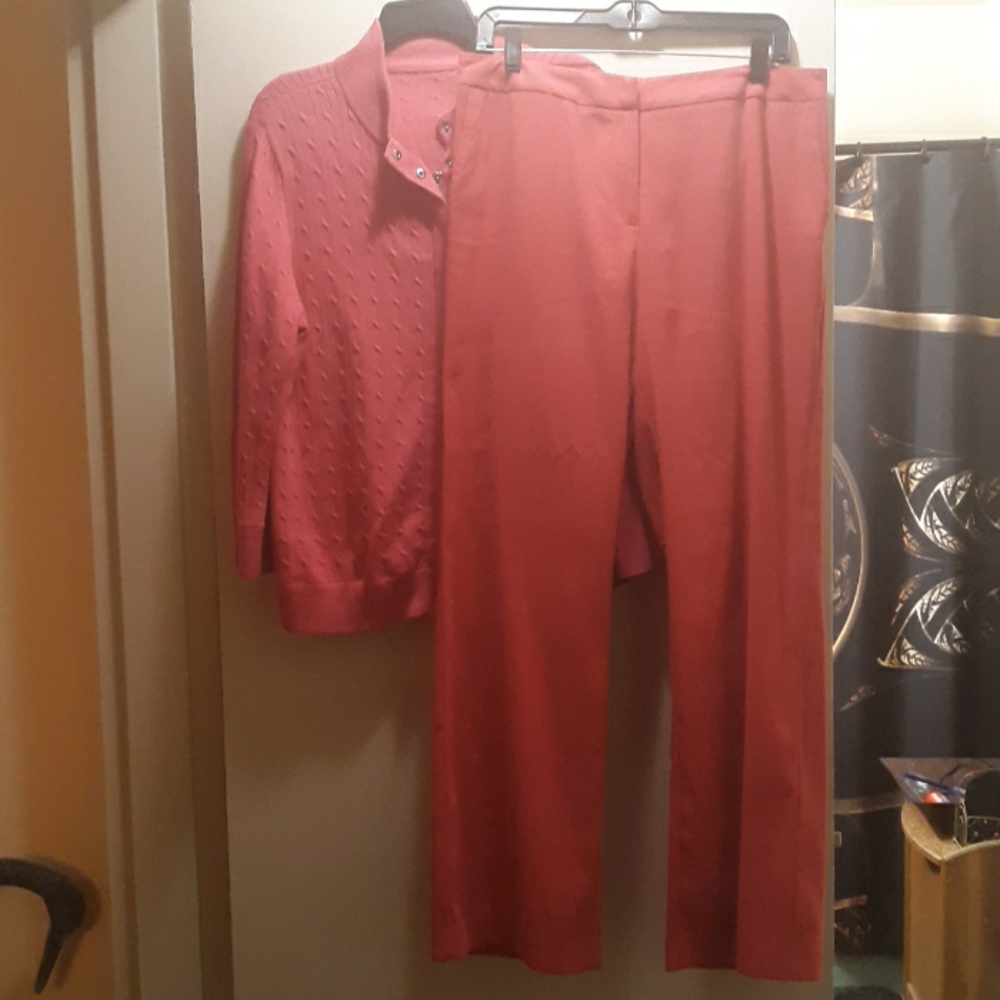 🌺RIBBED PINK Pants